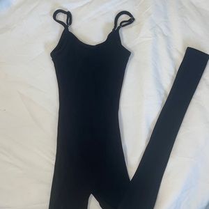 bodysuit/jumpsuit